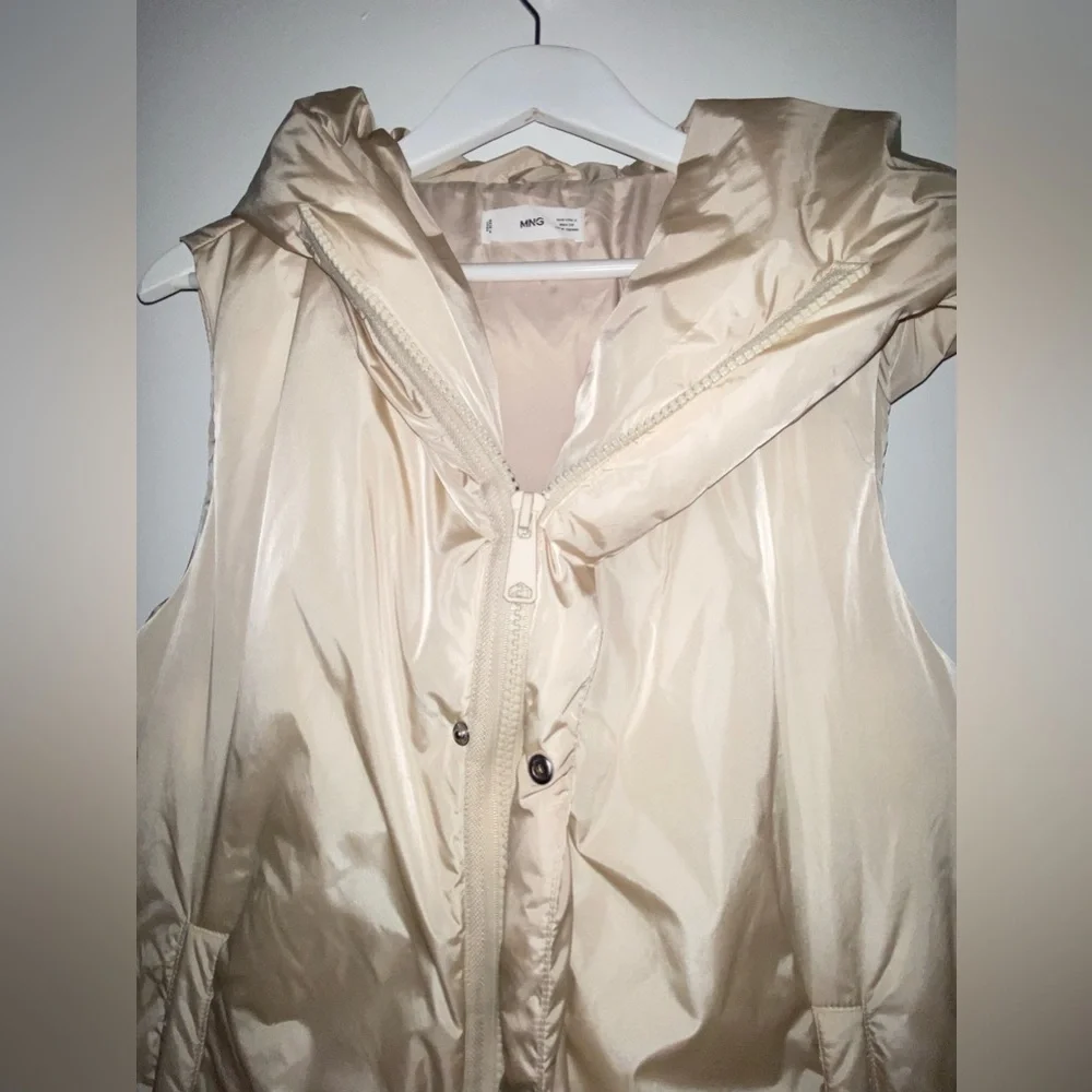 MANGO MNG Hooded Long Puffer Vest women’s Small S champagne double front zipper - Picture 5 of 16